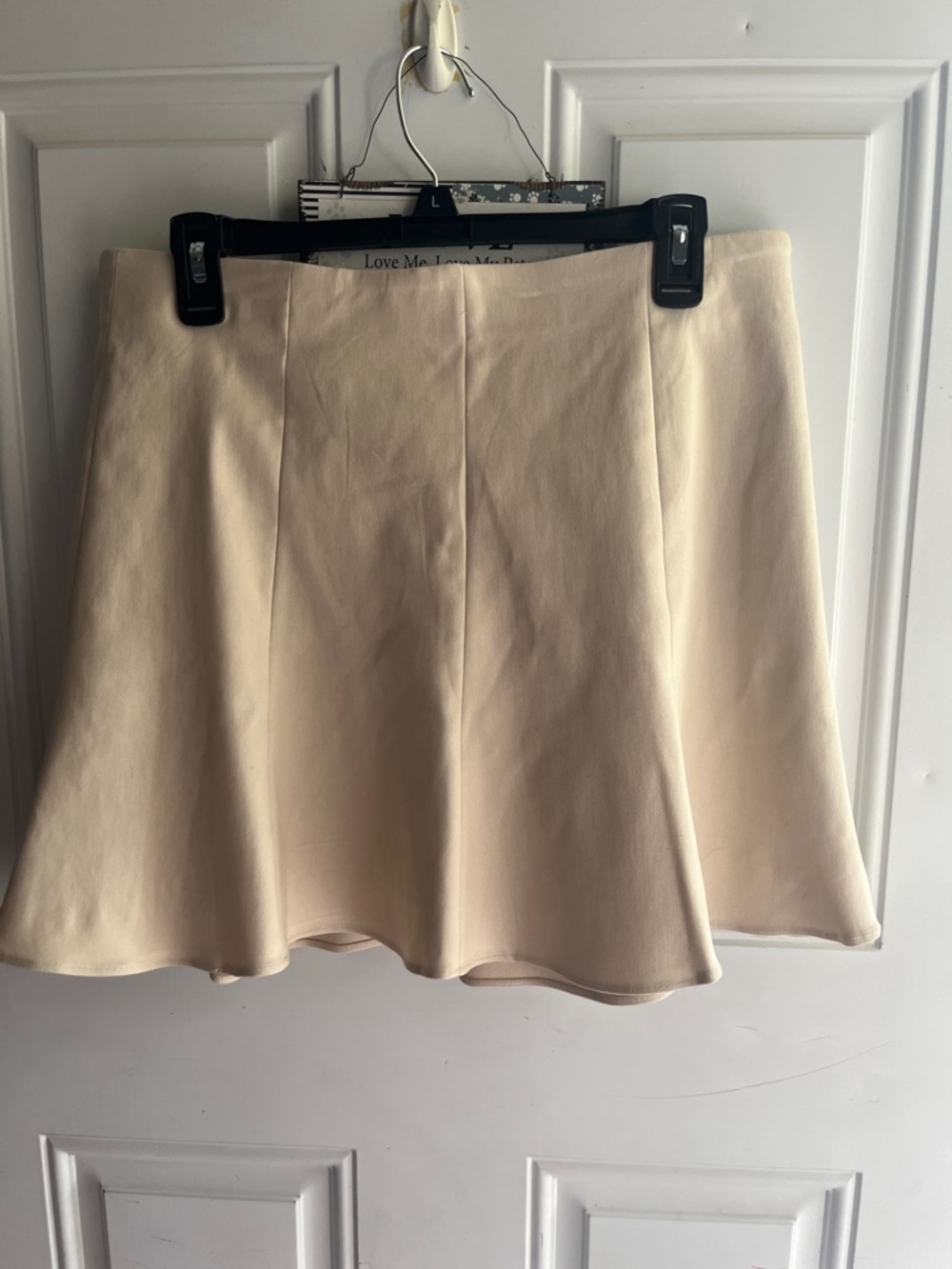 Astr the Label crisp ecru tulip skort Flared A-Line